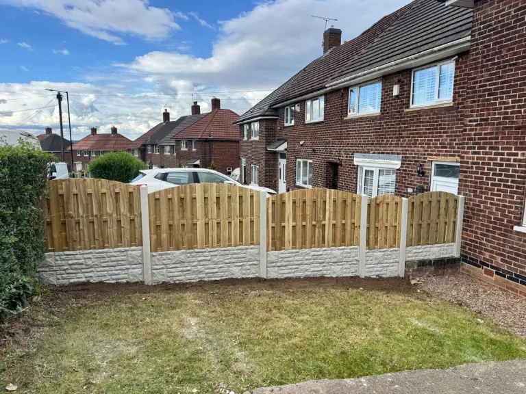 Arched Front Garden Fencing by Sheffield Fencing
