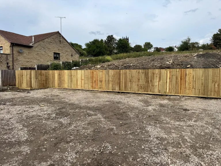 Feather Edge Fencing on a New-Build Plot by Sheffield Fencing (photo 3)